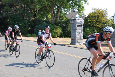 The Smiling Assassin - Mandy had a HUGE day, finished as the second woman overall and pulled more than anyone is this group in the last 30K.