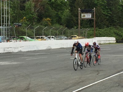 The initial breakaway group that eventually grew to seven riders before lapping the main pack.