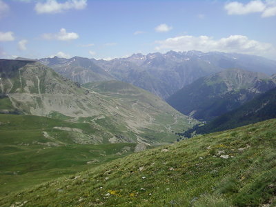 Col de la Bonette. Nice view and that wasn't even the top yet... :-)